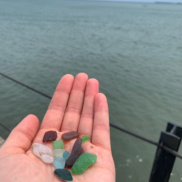Assorted Sea Glass Collection - Picture 4 of 6